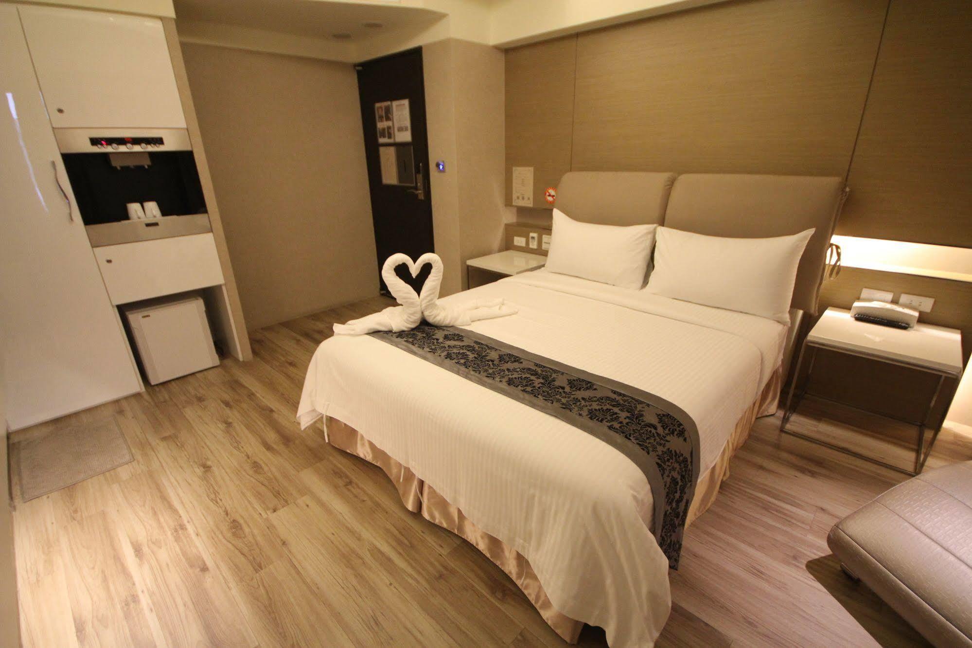 Open Room Hotel Tamsui Exterior foto